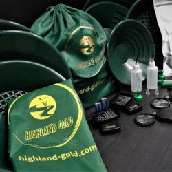 Gold Panning Kit with Panning Concentrate